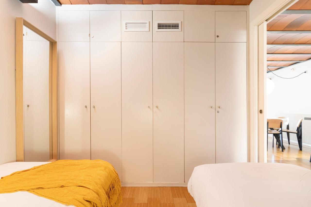 Aspasios Las Ramblas Apartments Barcelona Exterior photo