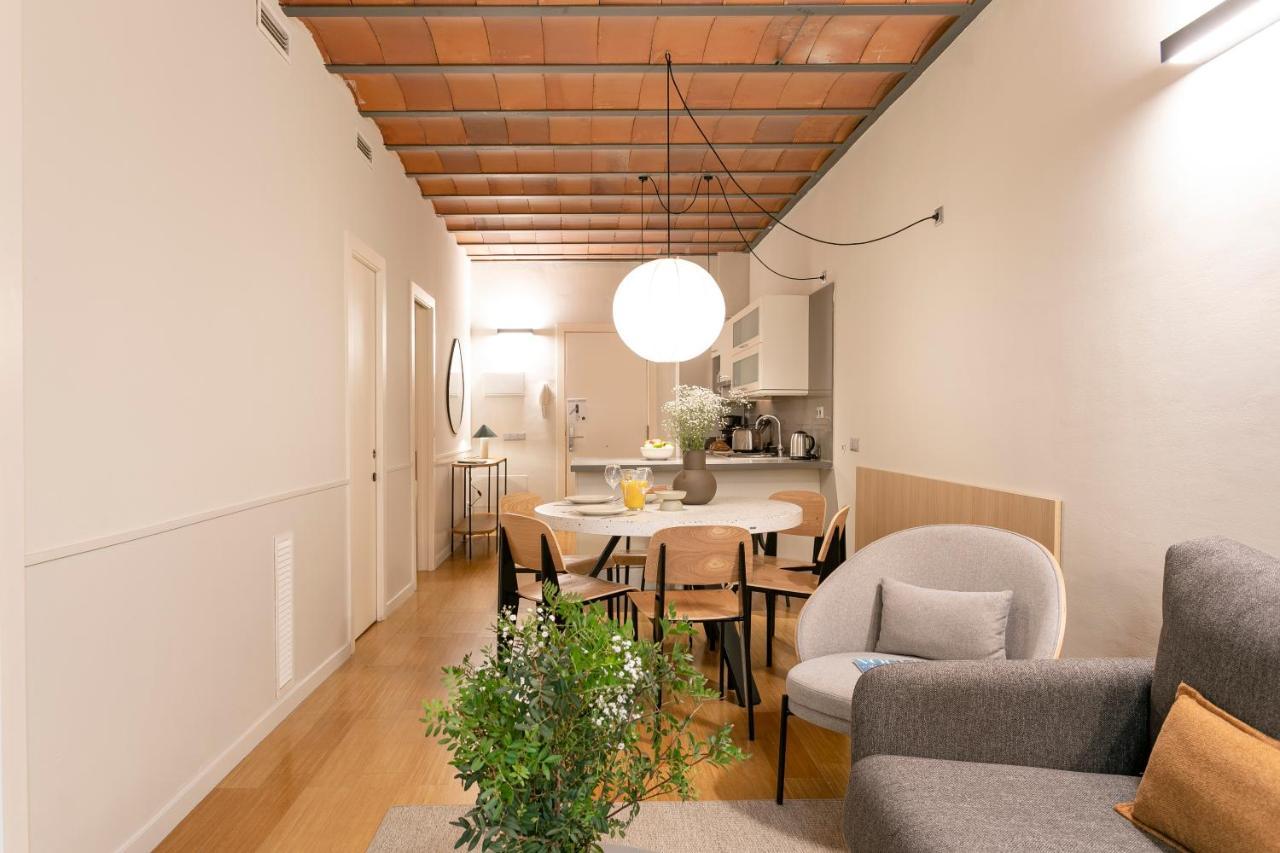 Aspasios Las Ramblas Apartments Barcelona Exterior photo