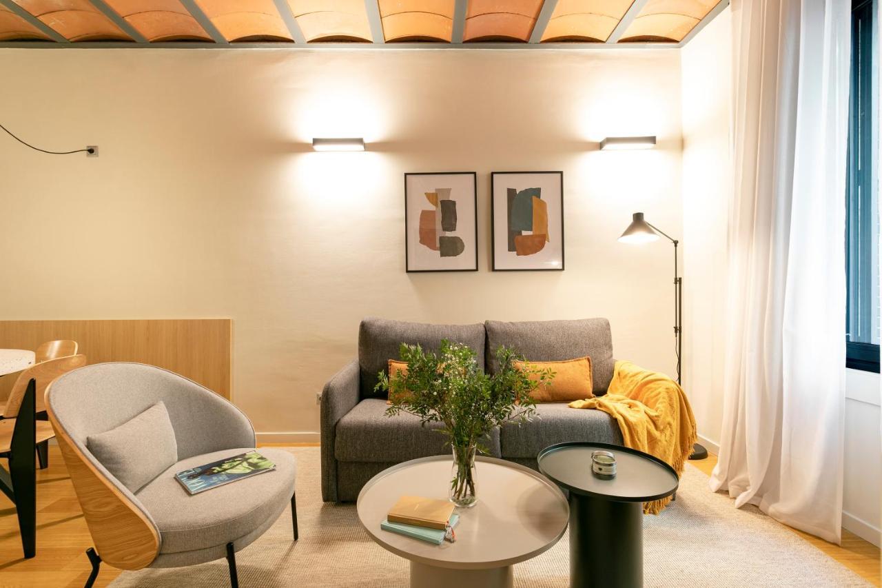 Aspasios Las Ramblas Apartments Barcelona Exterior photo