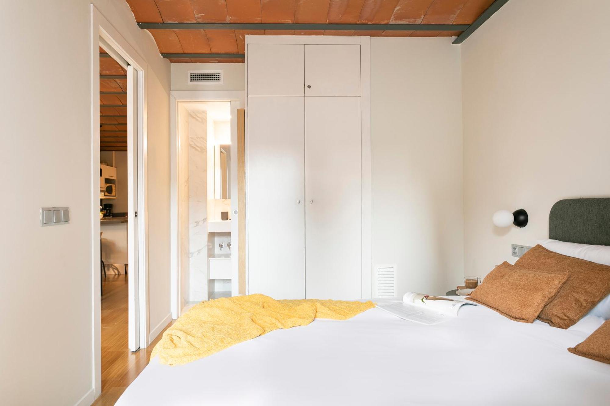 Aspasios Las Ramblas Apartments Barcelona Room photo