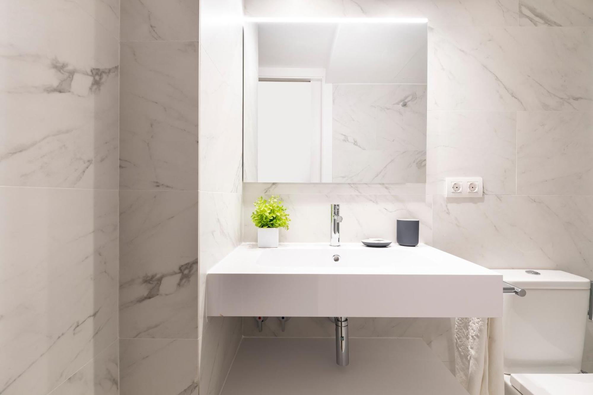 Aspasios Las Ramblas Apartments Barcelona Room photo