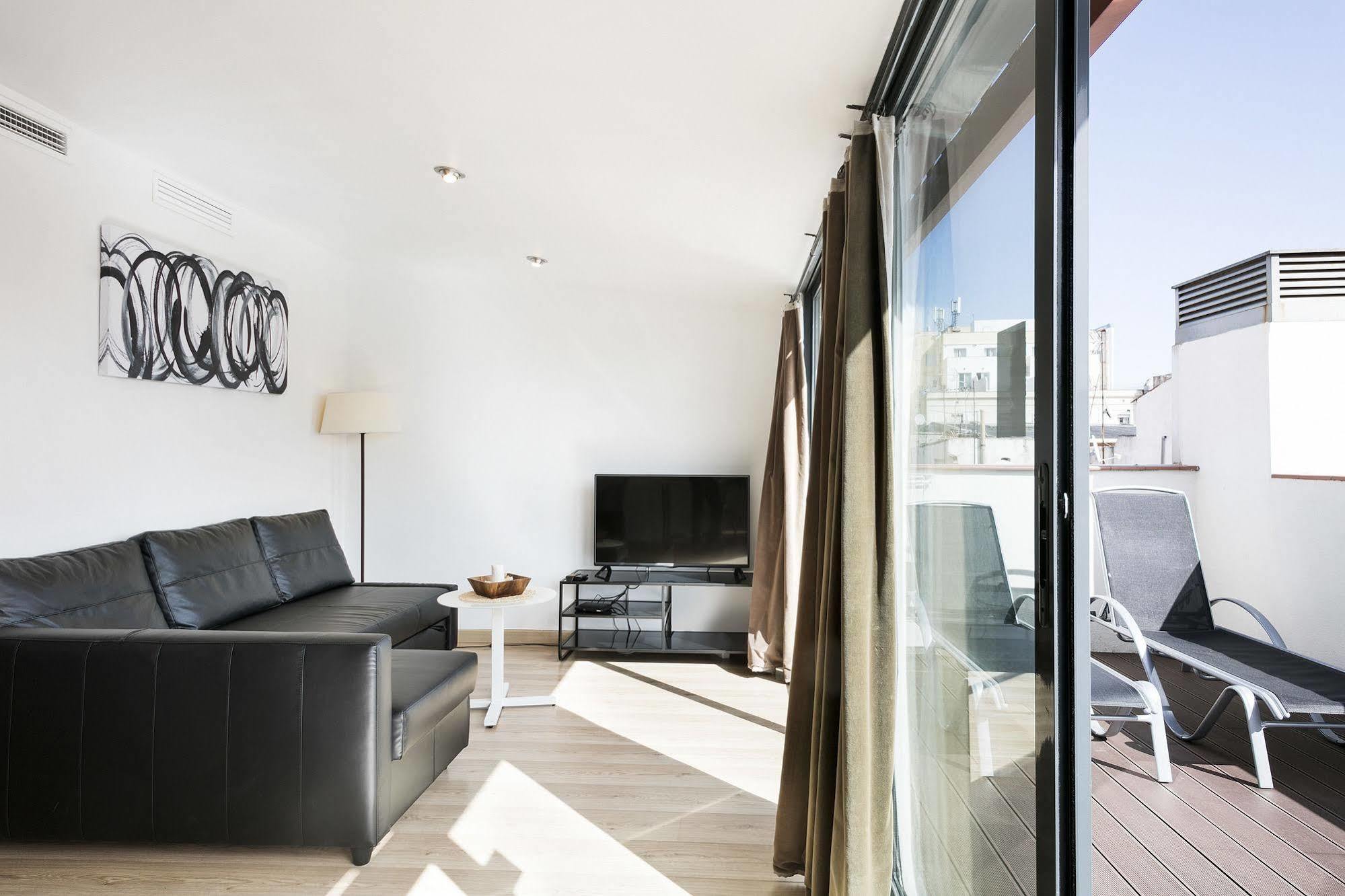 Aspasios Las Ramblas Apartments Barcelona Exterior photo